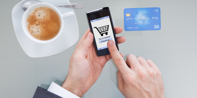 W jaki sposób najczęściej opłacamy zakupy w sklepach internetowych?