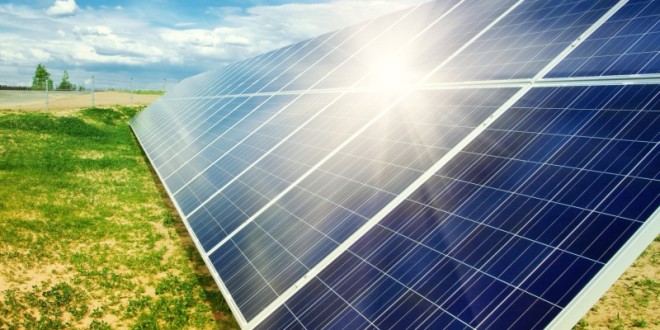 Dlaczego warto inwestować w elektrownie solarne?